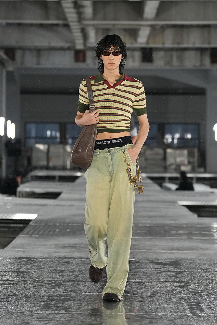 Look40