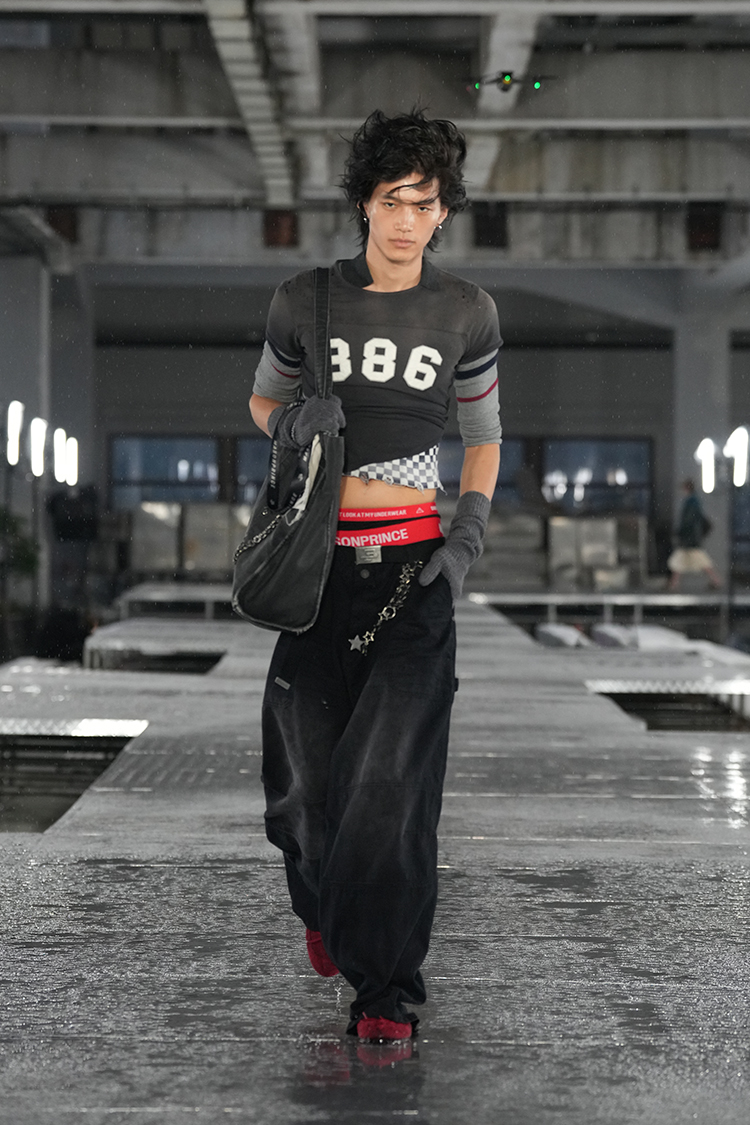 Look43