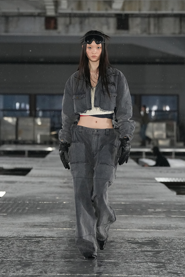 Look54