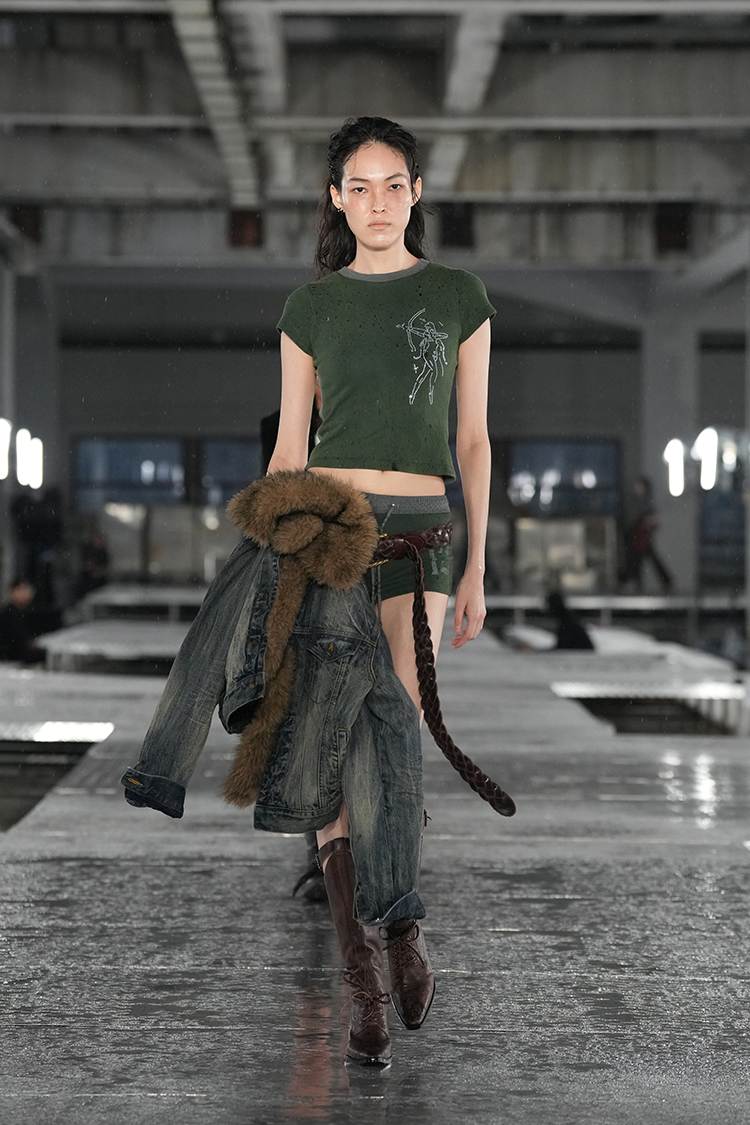 Look62